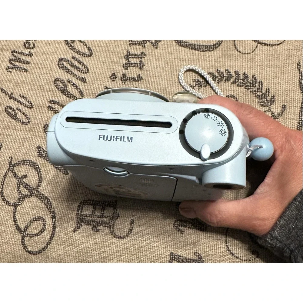 Fujifilm Instax Mini 7S Instant Film Camera in Blue,  Tested And Works!